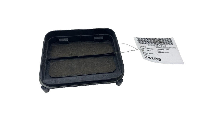 2016-2020 Tesla Model X Rear Quarter External Air Shroud Vent Grille Extractor