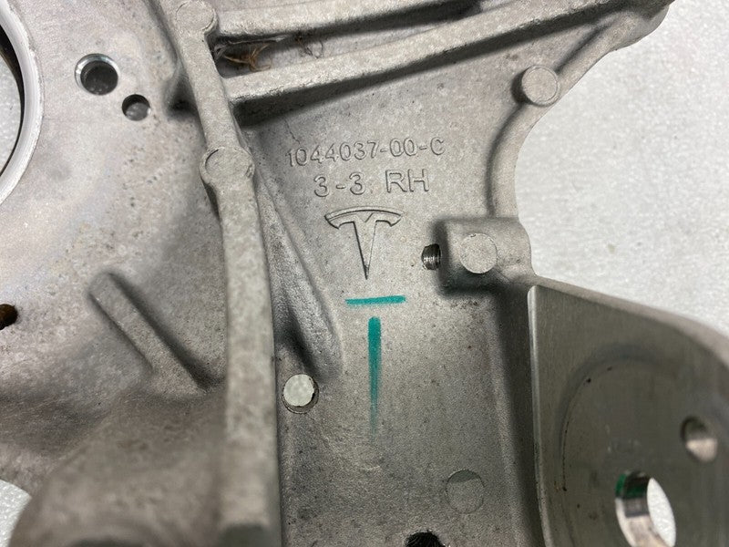 1044376 00 D ⭕ 2017-2023 Tesla Model 3 Y Front Upper Strut Mount Bracket Right 1044376-00-D