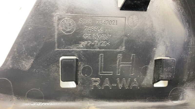 2019 BMW 530e G30 2.0L Front Driver Side Steering Gear Rack Cover Shie