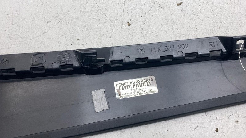 ⭕ 23-24 Volkswagen ID.4 Front Right Exterior B-Pillar Trim Molding OEM