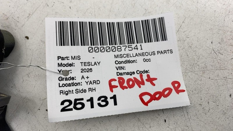 ⭕ 2025-2026 Tesla Model Y MY Front Right Upper & Lower Door Hinge Clos