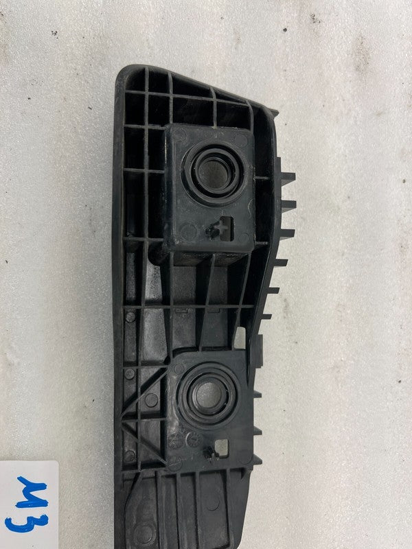 ⭕ 17-23 Model 3 M3 Rear Left/Right Taillight Bracket 1083992-00-D/1083
