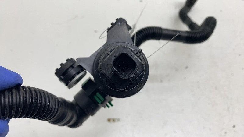 ⭕ 2023-2024 Toyota Prius Fuel Vapor Valve Solenoid Main w/ Hose Line Assembly