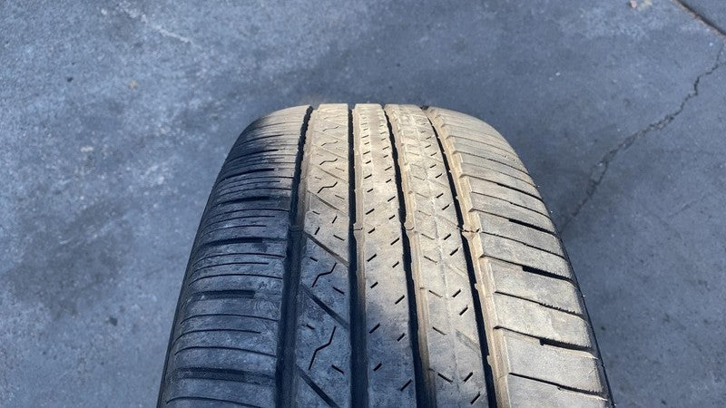 Tesla Model Wheel Rim Falken Radial Tubeless 225/55 A18 98H Tire