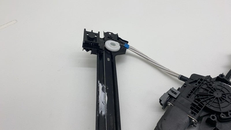 102882100F 2016-2020 Tesla Model X Rear Passenger Side Door Window Regulator & Motor Right