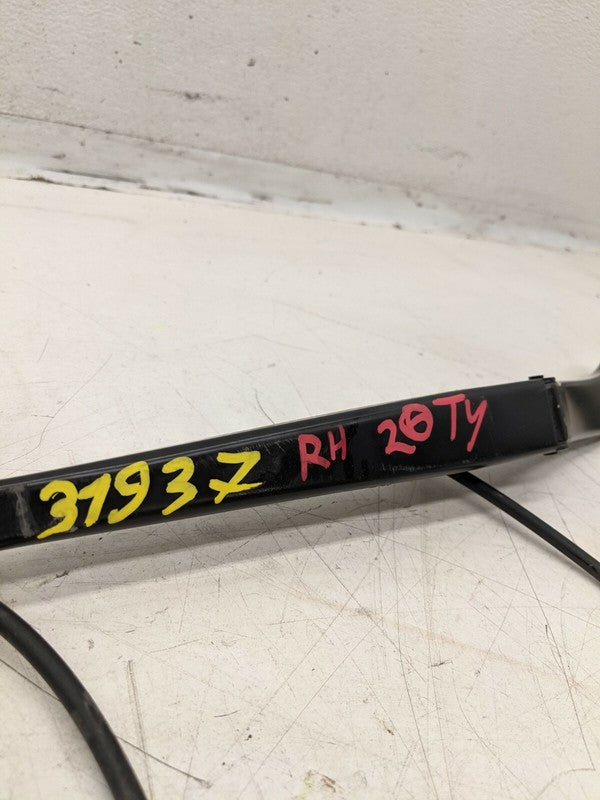 ⭕ 20-24 Tesla Model Y Front Passenger Side Windshield Wiper Arm & Blad