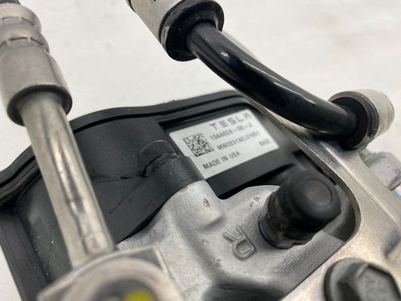 228878200A ⭕ 2020-2024 Tesla Model Y Rear Right Caliper + Brake Hose Line BASE 1044624-00-J