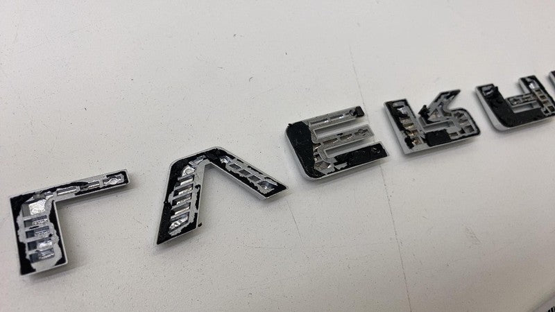 ⭕ 2025 Chevrolet Silverado 1500 Silverado Emblem OEM