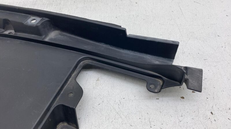 ⭕ 2017-2023 Maserati Levante Front Windshield Protector Wiper Cowl Trim Right RH
