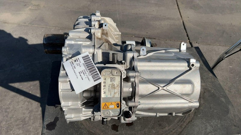 ⭕ 14-18 Model X S Front Drive Unit Electric Engine Motor Inverter 1035