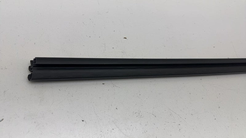⭕20-24 Model Y Front Right Door Window Inner Belt Weatherstrip Seal 15