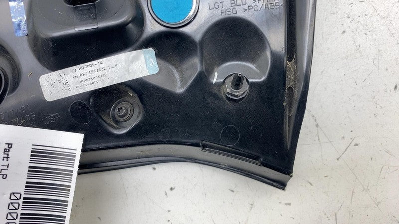 ⭕ 2017-2023 Model 3 Rear Left Inner Taillight LED Tail Lamp 3-Pin 1077