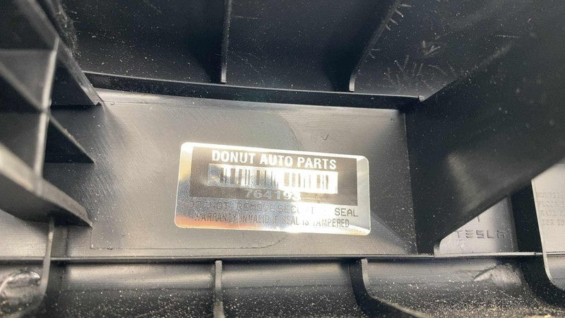 ⭕ 20-24 Model Y Left Side Trunk Luggage Compartment Floor Bracket 1641