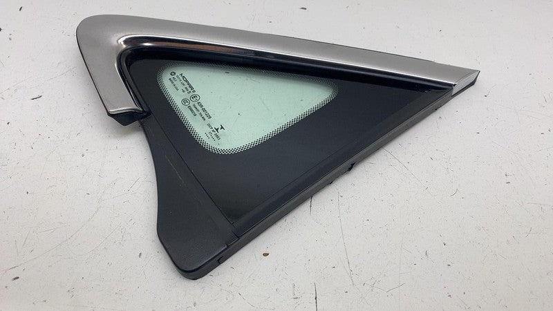 68227745AE ⭕ 17-25 Chrysler Pacifica Front Left Fixed Vent Quarter Window Glass 68227745AE