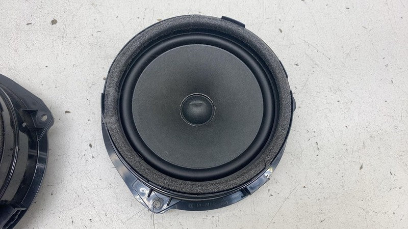 4K9 035 411 A 19-23 Audi E-Tron Rear Left/Right Side Door Panel Audio Sound Speaker 4K9035411A