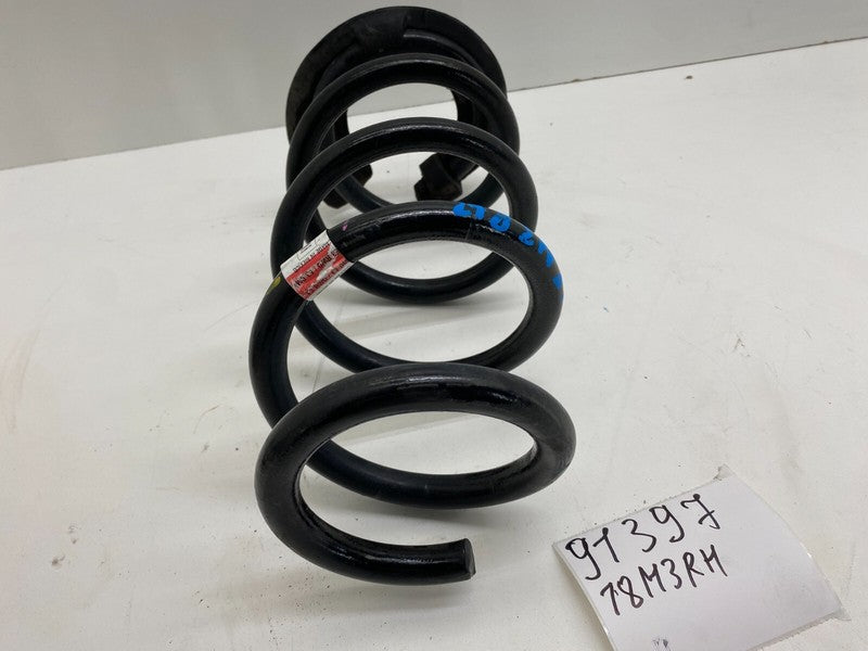 ⭕17-23 Model 3 Rear Passenger Side Shock Absorber Coil Spring Right 10