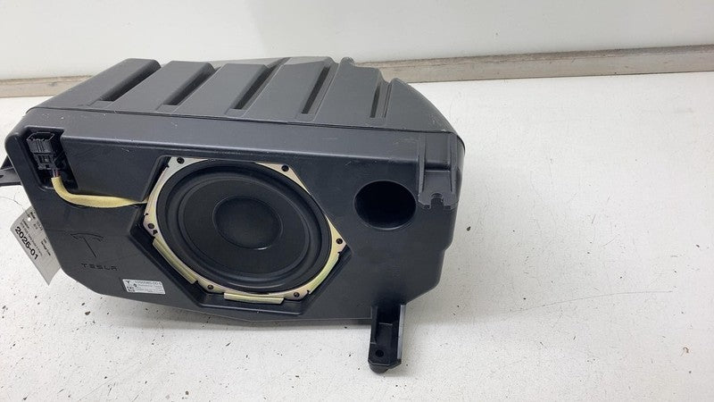 2016-2020 Tesla Model X Premium Subwoofer Bassbox Audio Speaker Woofer
