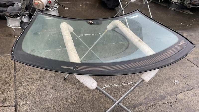 102163401D 2012-2015 Tesla Model S MS Front Windshield Heated Wiper Area (No Auto Pilot)