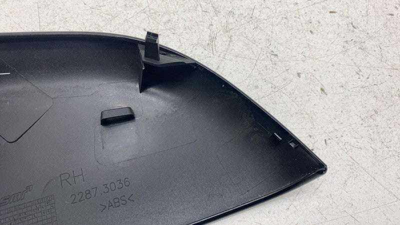 ⭕ 17-25 Tesla Model 3 Passenger Exterior Mirror Lower Cap Housing Sect