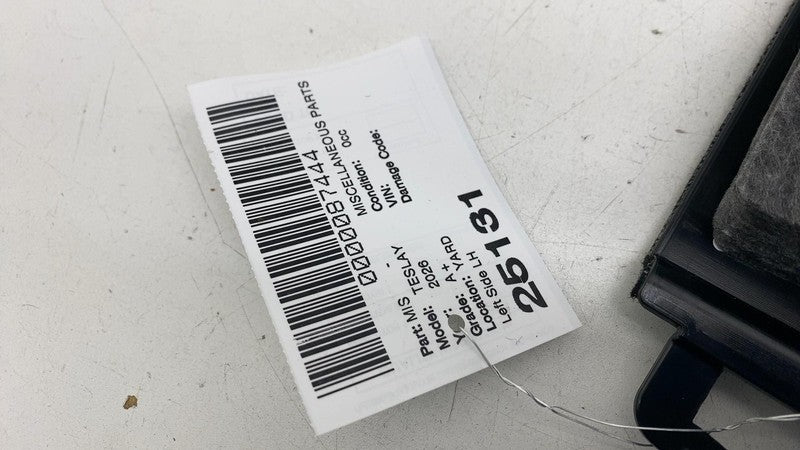 ⭕ 25-26 Tesla Model Y Front Left Side B-Pillar Lower Interior Trim 194