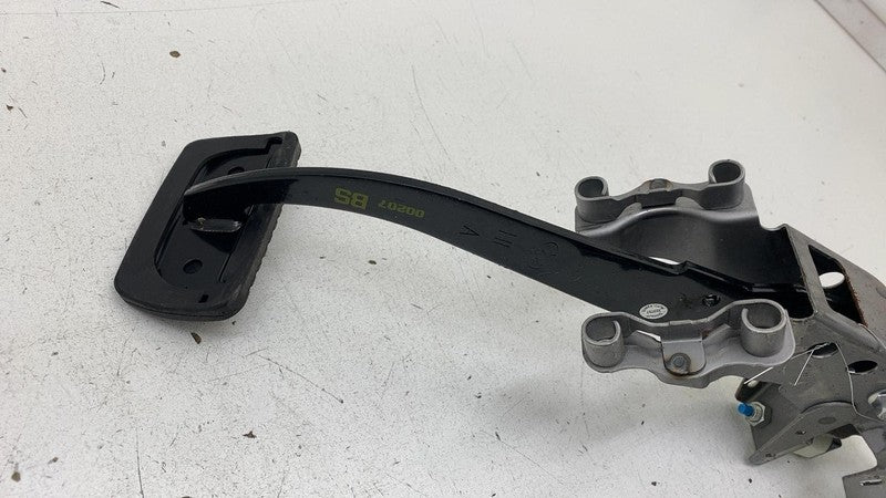 2019-2024 Subaru Forester Automatic Transmission Brake Foot Pedal Pad Lever Assy