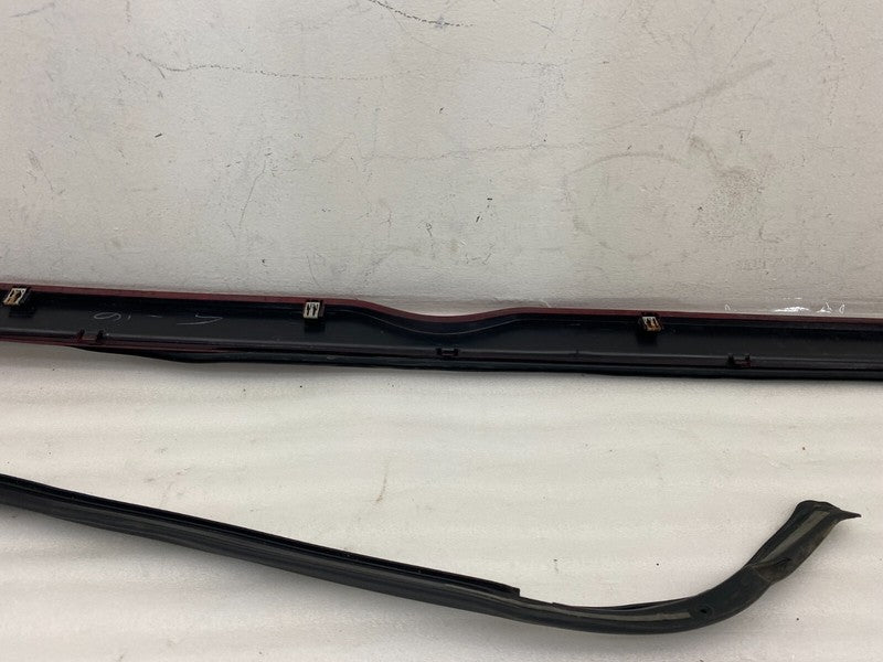 ⭕ 2012-2023 Tesla Model S Right Rocker Panel Scuff Plate Molding w/ Rubber Seal