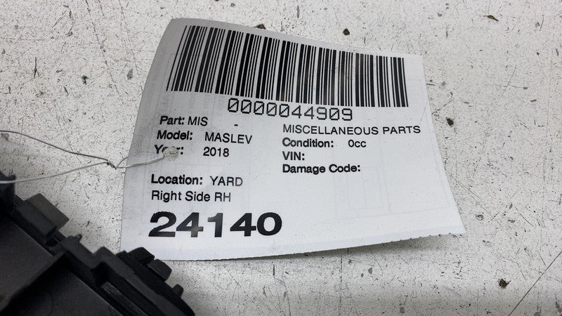 670102577 2017-2020 Maserati Levante Rear Passenger Bumper Support Mount Bracket Right RH