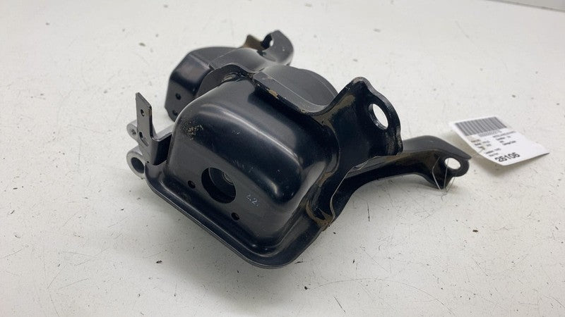 ⭕ 2023-2024 Toyota Prius Passenger Side Engine Motor Mount Bracket Support Right