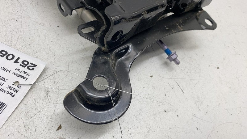 ⭕ 2023-2024 Toyota Prius Driver Side Engine Motor Mount Bracket Insulator Left