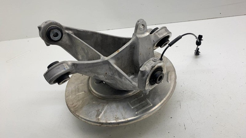 ⭕ 20-24 Model Y Rear Left Spindle Knuckle Hub & Dust Shield LH AWD 118