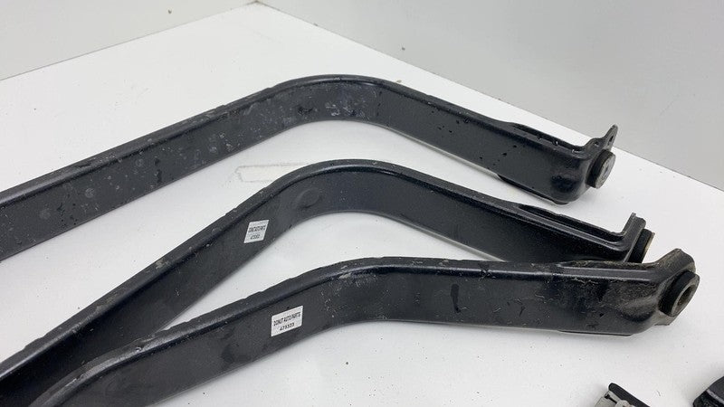 4M4 201 391 A ⭕ 2024 Porsche Cayenne Front Transmission Skid Plate Reinforced Bracket Brace
