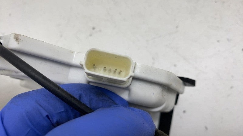 ⭕ 2025 Rivian R1S Front Driver Side Door Lock Latch Actuator Left LH C