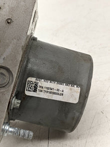⭕ 17-20 Tesla Model 3 Anti-Lock Brake System ABS Pump Module Unit 1044745-00-B