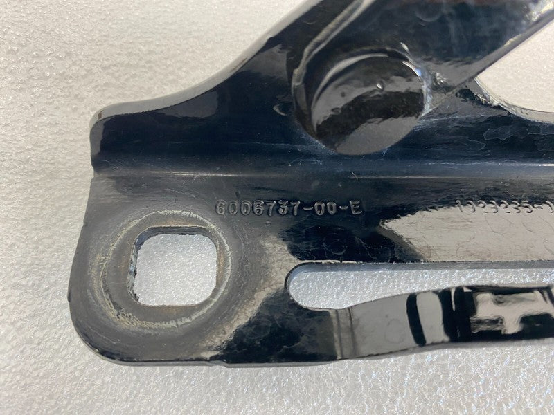 600673700E ⭕ 12-15 Model S Front Left & Right Hood Hinge Closure 6006737-00-E/6006738-00-E