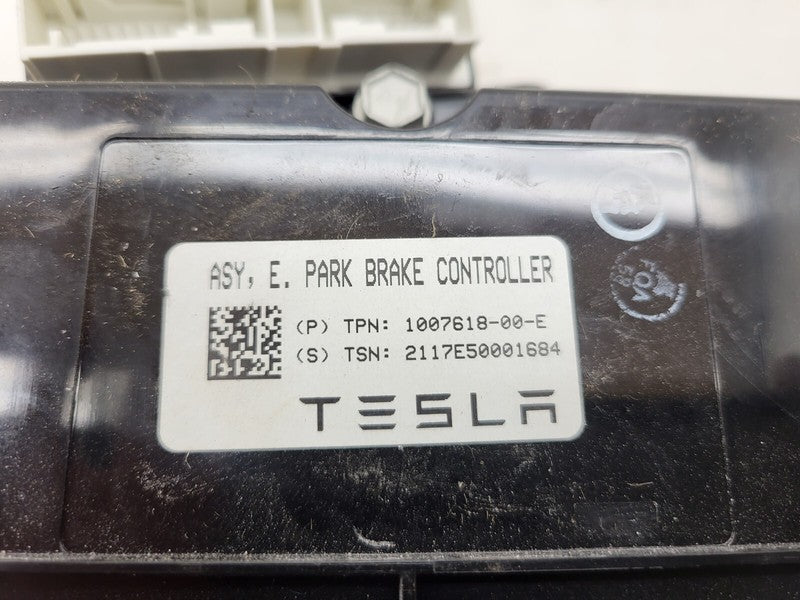 1007511 00 A ⭕2012-2020 Model S Power Trunk Liftgate & Park Brake Control Module 1007511-00-A