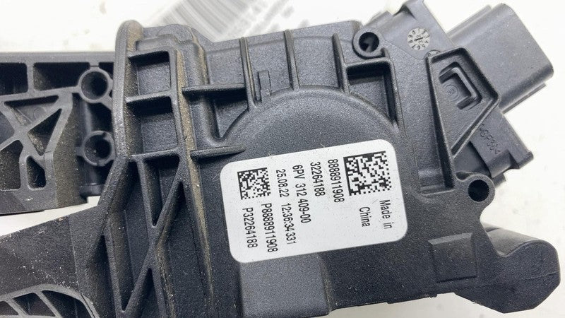 32264188 ⭕2021-2023 Polestar 2 Front Driver Gas Pedal Accelerator Throttle Pedal 32264188
