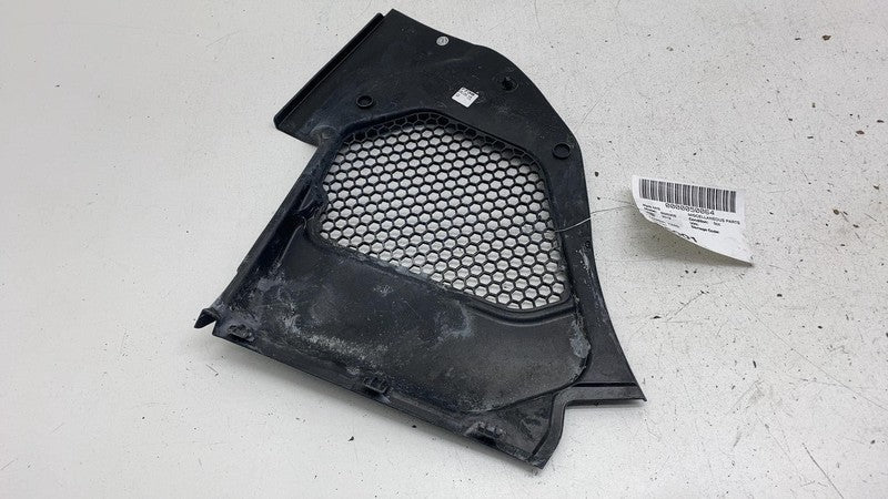 7388716 2017-2023 BMW 530e G30 Passenger Side Windshield Wiper Cowl Panel Grille Right