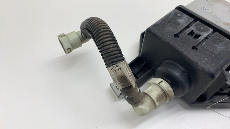 2013-2018 Ford C-Max Active Carbon Filter Fuel Vapor Canister Assembly