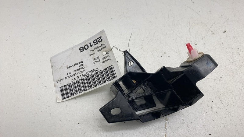 5256247030 ⭕ 2023-2025 Toyota Prius Rear Right Taillight Lamp Retainer Bracket 52562-47030