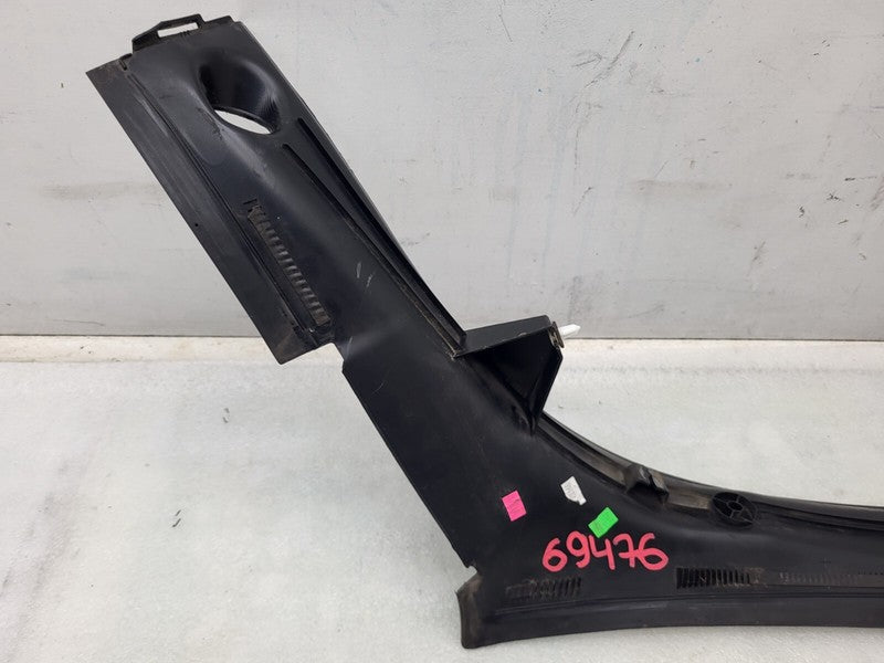 104732000D ⭕ 16-20 Model X MX Rear Driver Side Trunk Liftgate Trough Trim Left 1047320-00-D