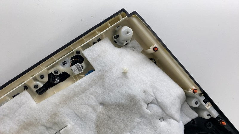 2016-2018 Mercedes-Benz GLE350 Rear Passenger Side Door Panel Trim Cover Right