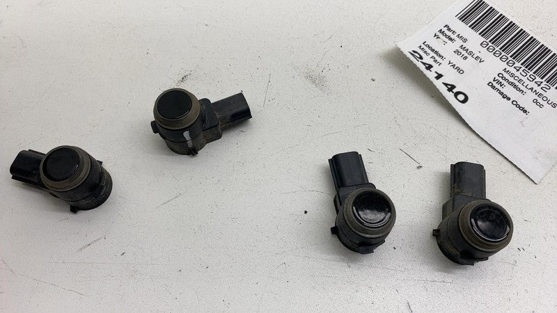 53104272 ⭕ 2017-2020 Maserati Levante SET Bumper Assist PDC Park Distance Sensor 53104272