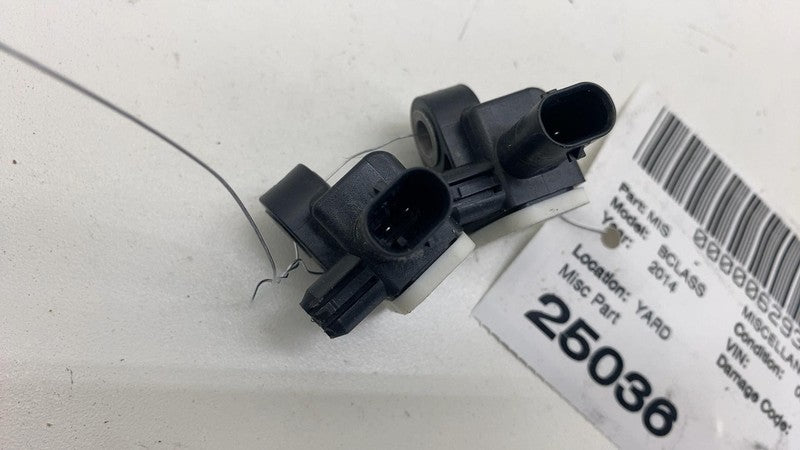 1668210151 ⭕ 2014-2015 Mercedes-Benz B Electric Drive Front Crash Impact Sensor A1668210151