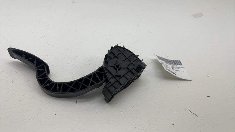 ⭕ 2017-2023 Tesla Model 3 Front Accelerator Gas Pedal Throttle Sensor Pad OEM