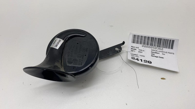 187743100B 2024 2025 Tesla Cybertruck Seger High Pitch Tone Horn 12V 510 Hertz with Bracket