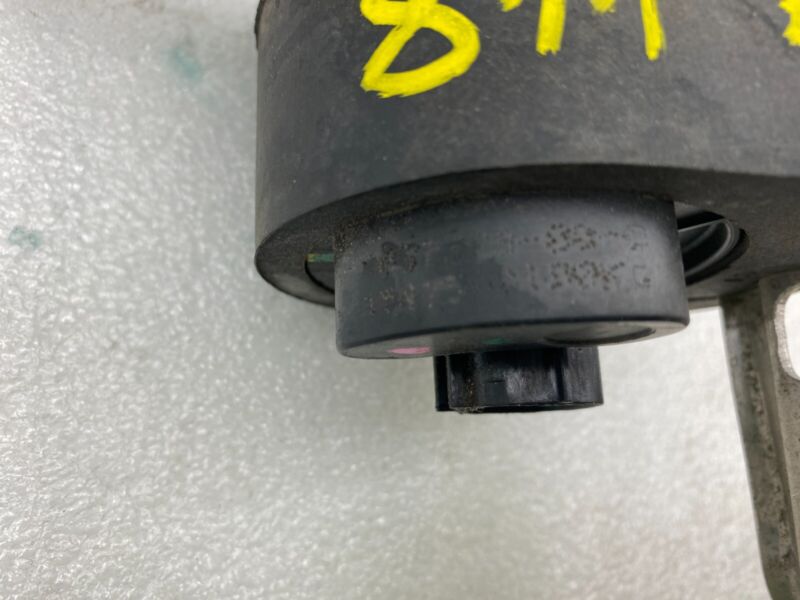 Does Not Apply 2016-2020 Tesla Model X MX Additional Coolant Auxiliary Water Pump with Bracket