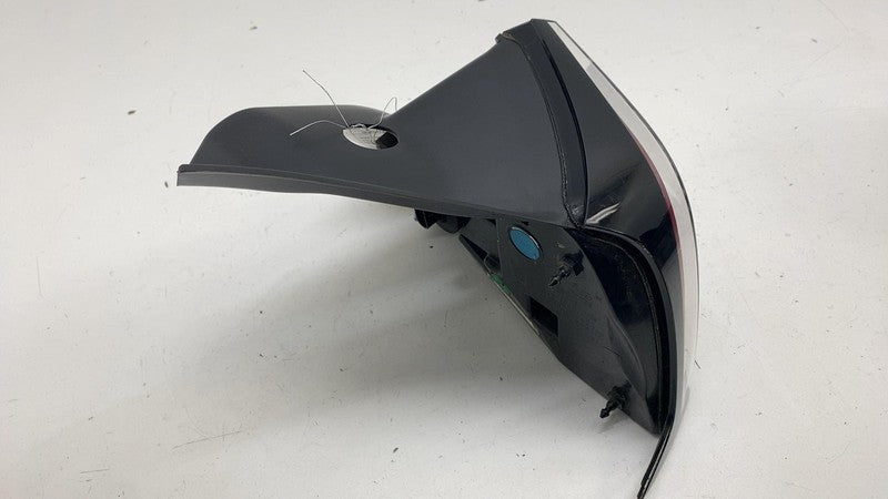 1077397 ⭕ 2017-2022 Tesla Model 3 Rear Left Exterior Taillight Outer Tail Lamp 1077397