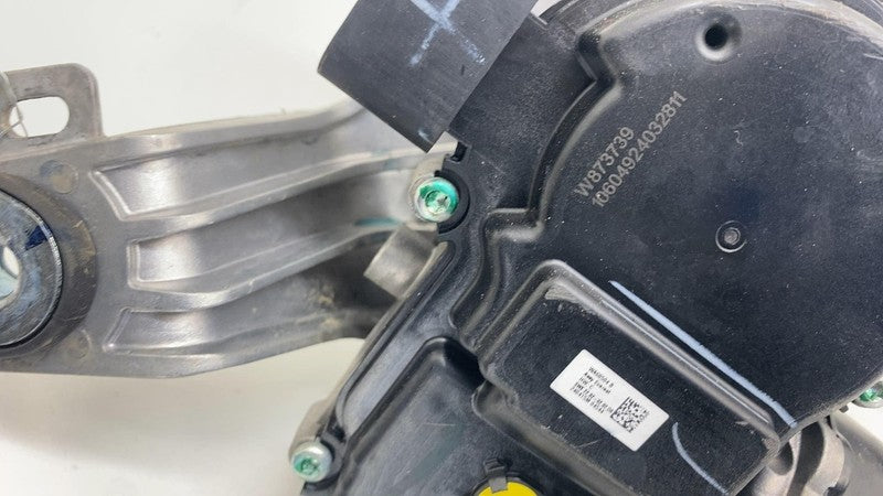 ⭕ 2024 Tesla Cybertruck  Windshield Wiper Motor Mechanism Assembly 185