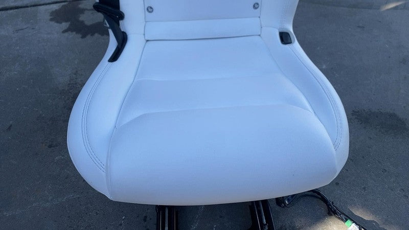 ⭕ 2016-2020 Tesla Model X Rear Passenger Side 2nd Row Seat Right Leath