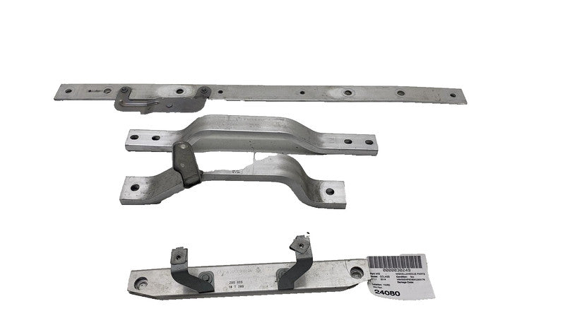 ⭕ 2017-2023 Mercedes-Benz C300 Front & Rear Outer Floor Pan Support A2506107001
